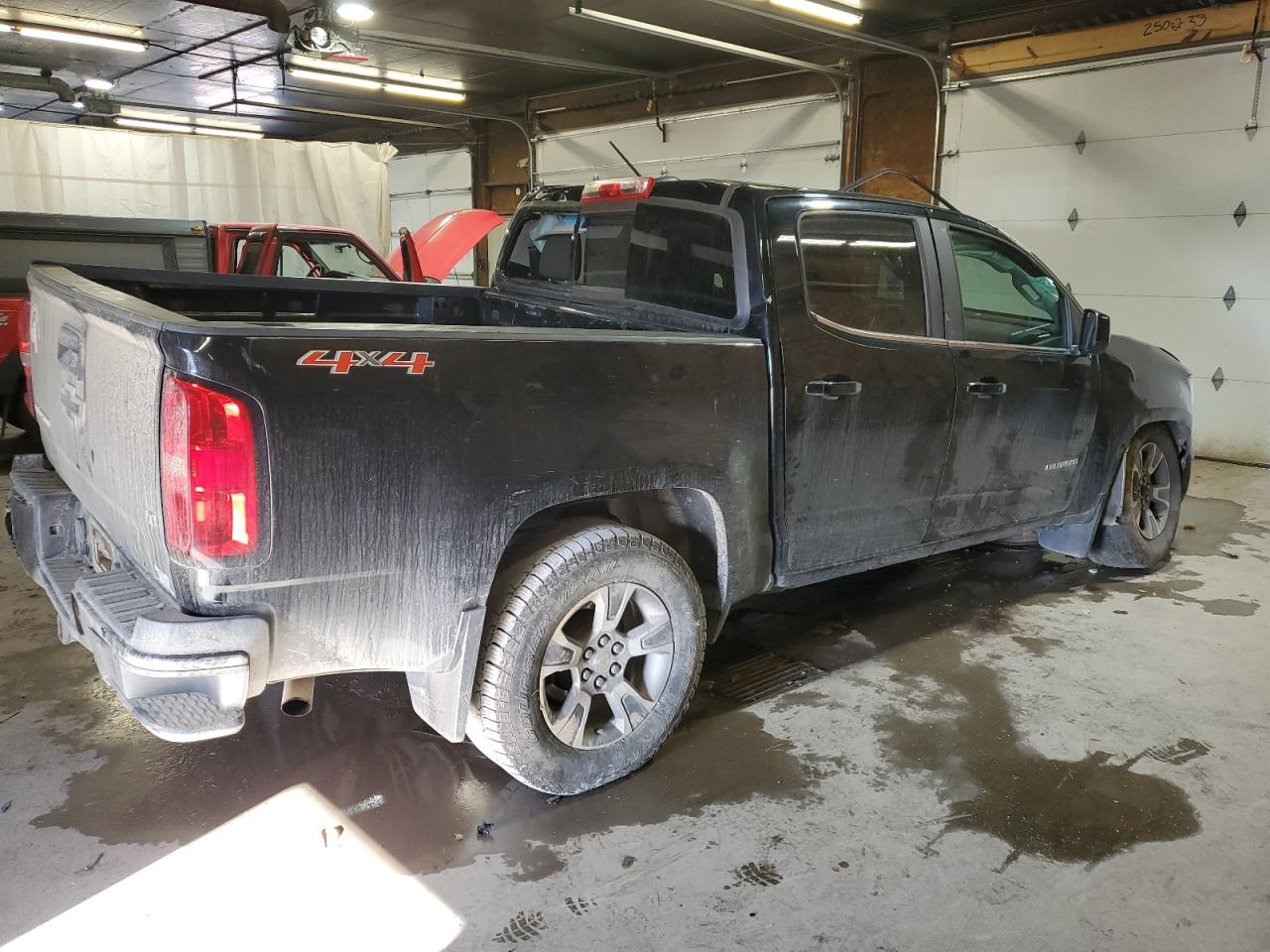 2016 Chevrolet Colorado - Image 3