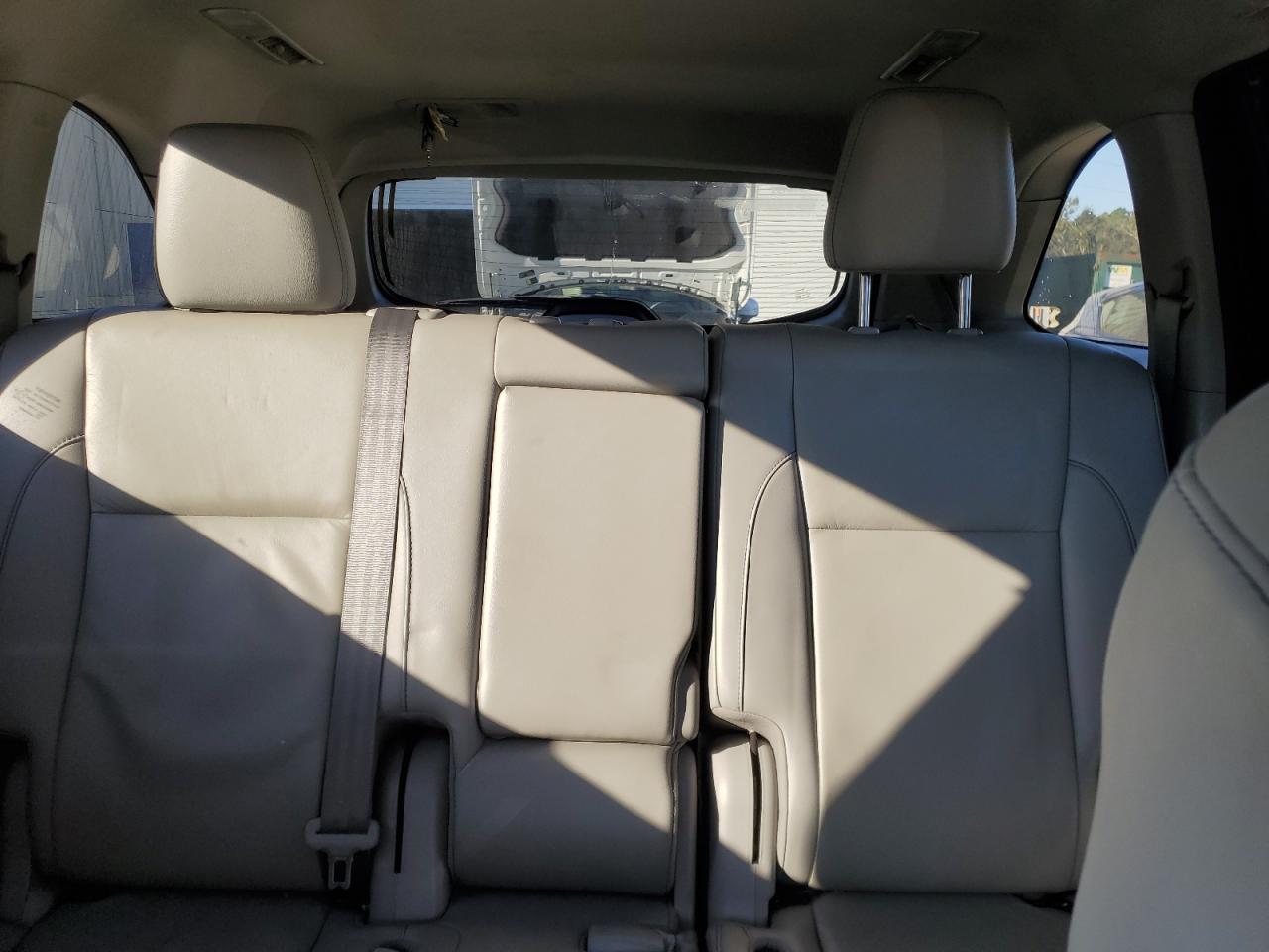 2019 Toyota Highlander - Image 10