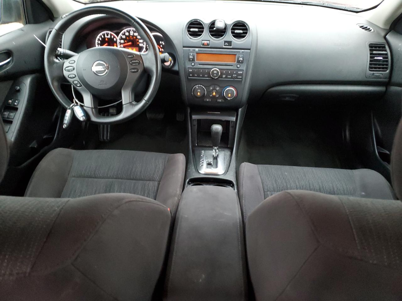 2012 Nissan Altima - Image 8