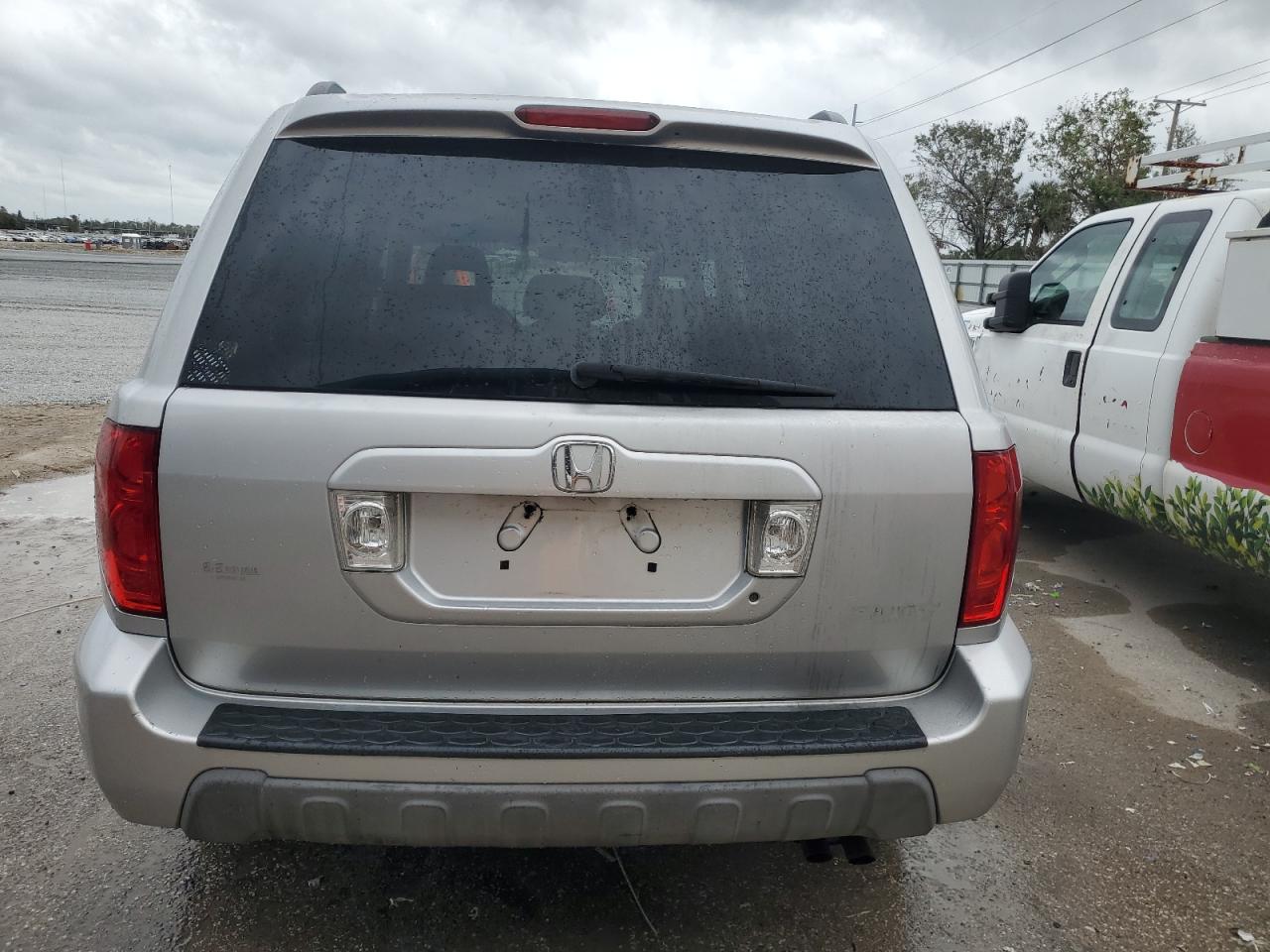 2004 Honda Pilot Exl VIN: 2HKYF18574H565149 Lot: 79758444