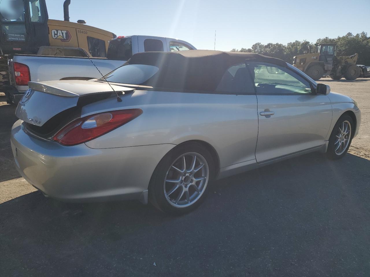 2004 Toyota Camry Solara - Image 3