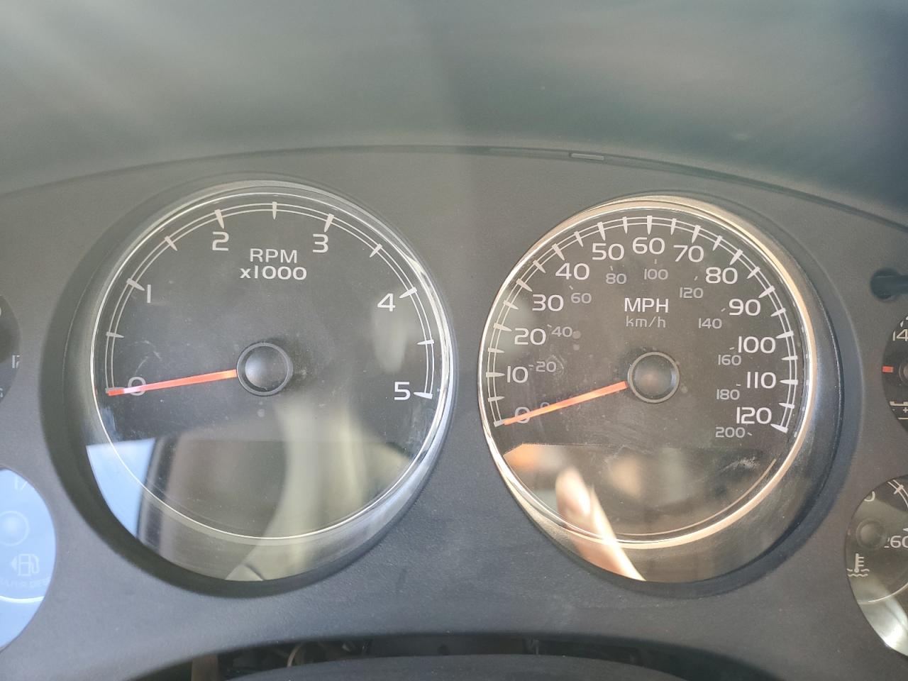 2012 Chevrolet Silverado - Image 9