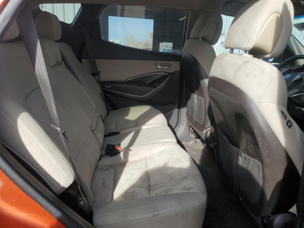 2014 Hyundai Santa Fe - Image 12