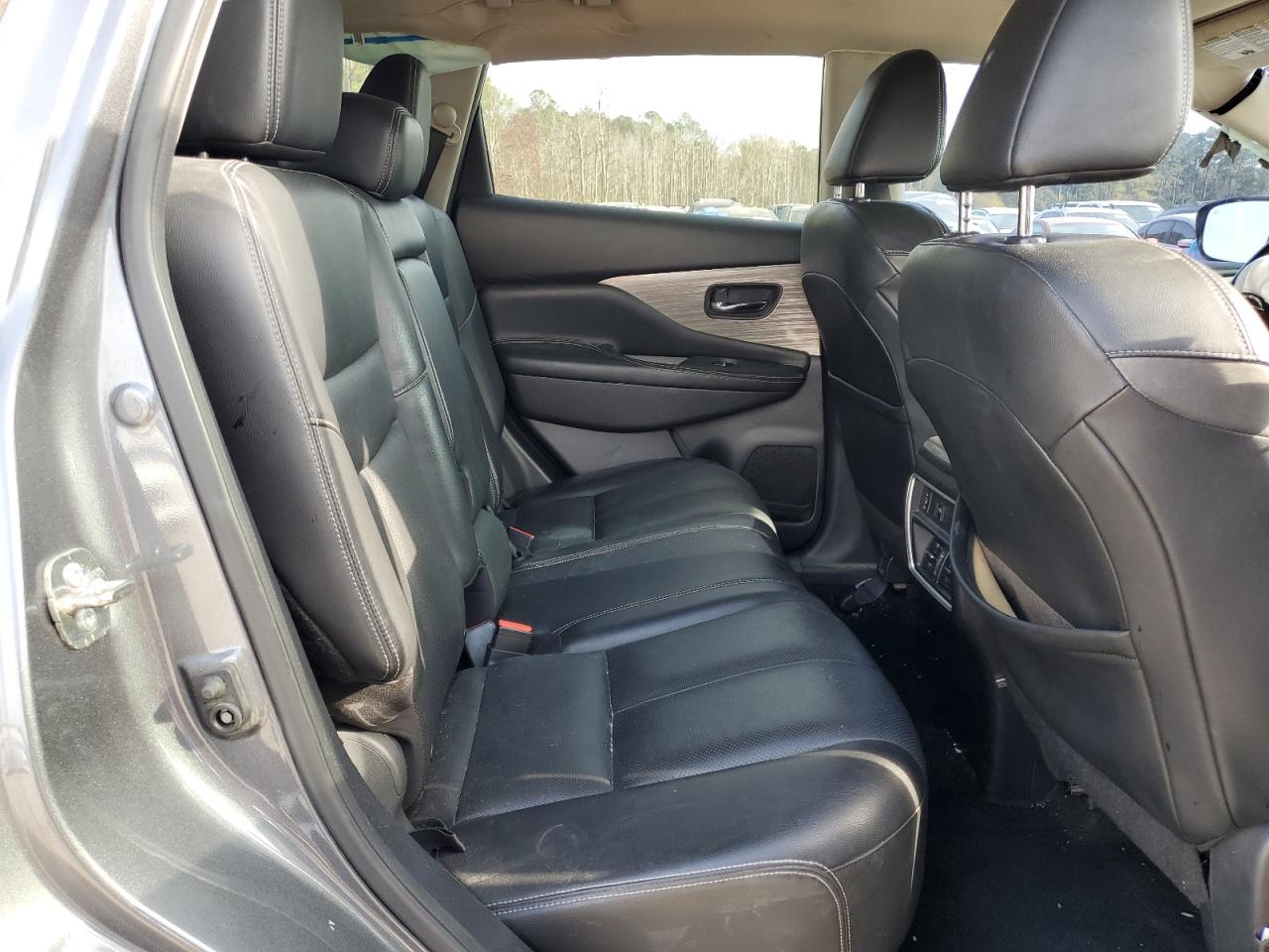2018 Nissan Murano - Image 11
