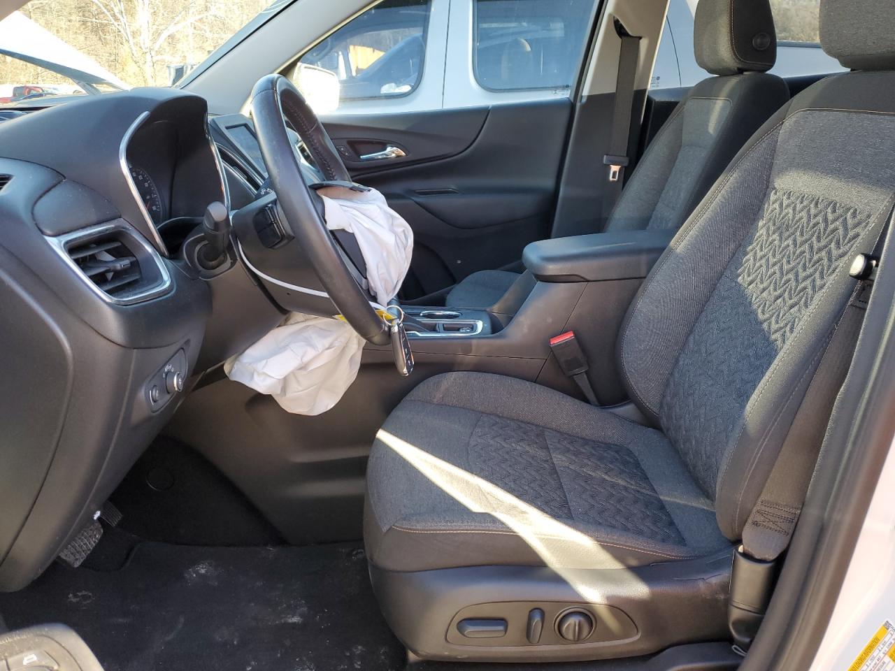 3GNAXUEV5NL279314 CHEVROLET EQUINOX 2022