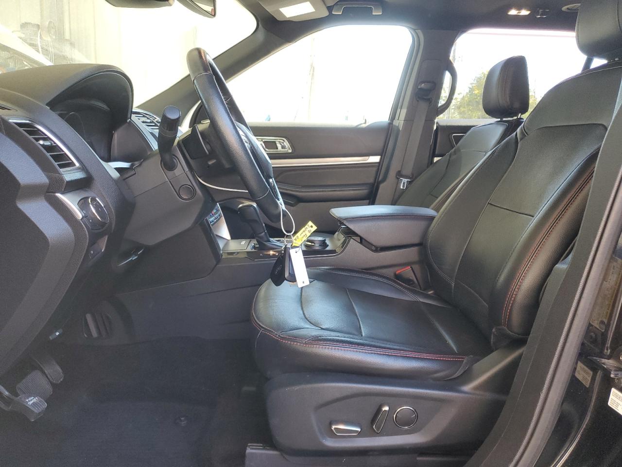 2018 Ford Explorer - Image 7