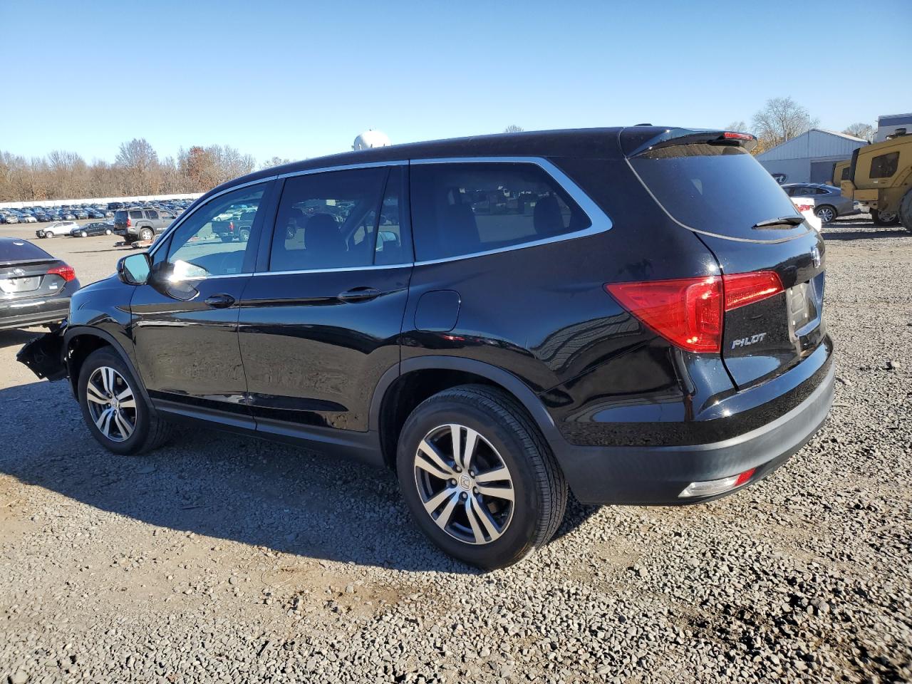 2018 Honda Pilot - Image 2