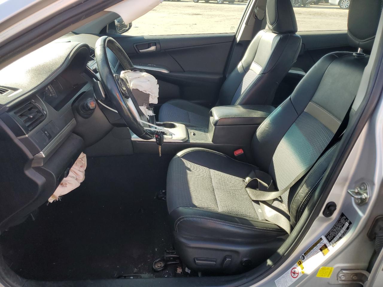2014 Toyota Camry - Image 7