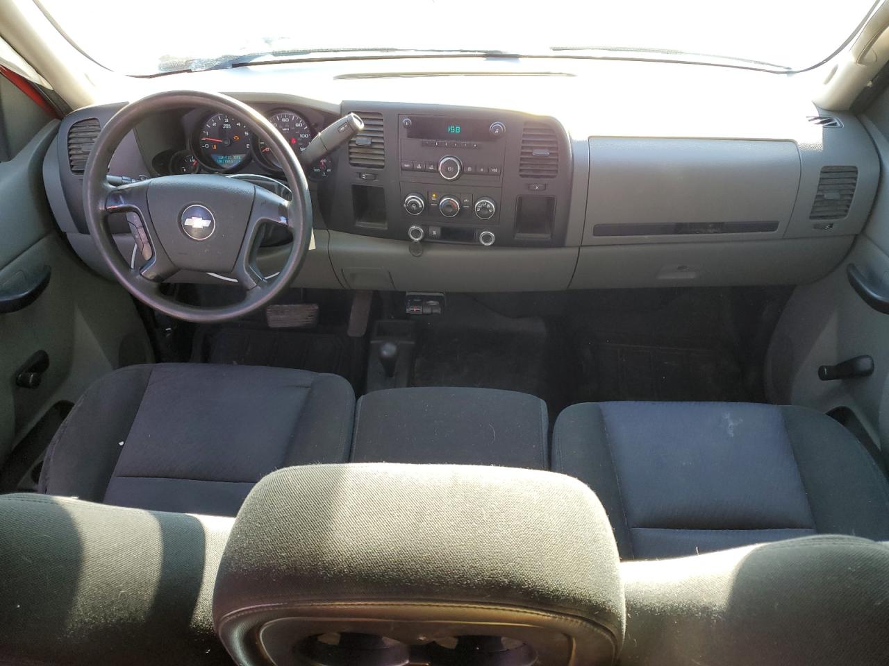 2010 Chevrolet Silverado - Image 8