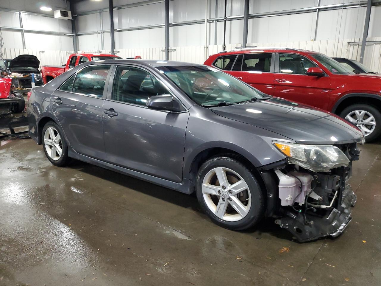 2014 Toyota Camry - Image 4