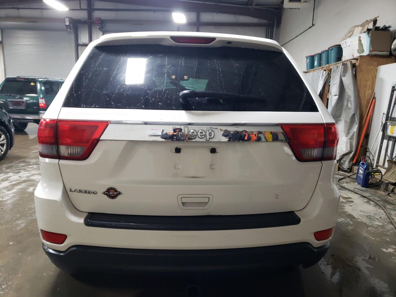 2011 Jeep Grand Cherokee - Image 6