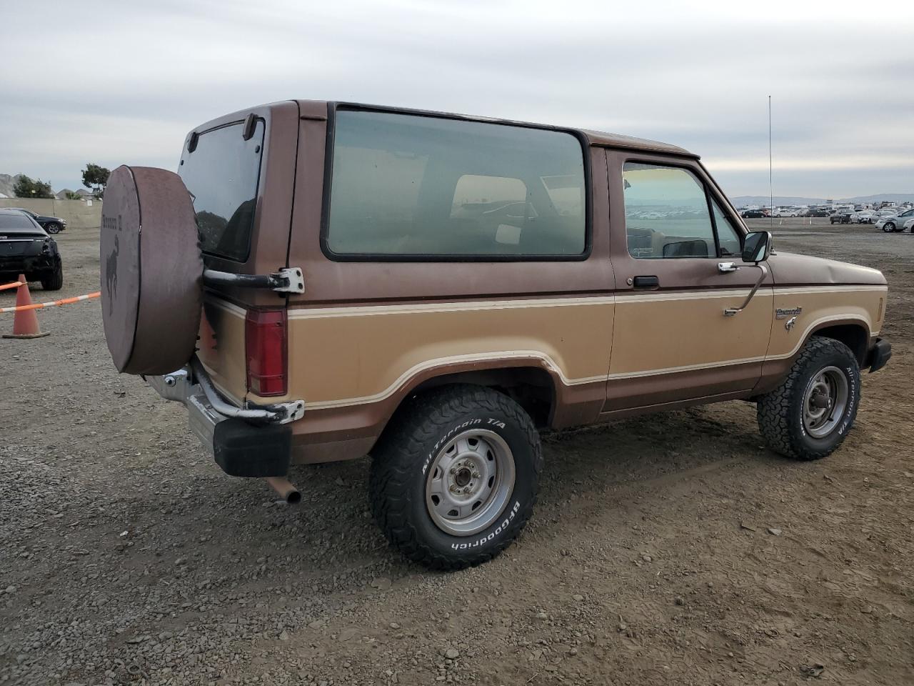 1984 Ford Bronco Ii VIN: 1FMCU14S9EUC27301 Lot: 82357364