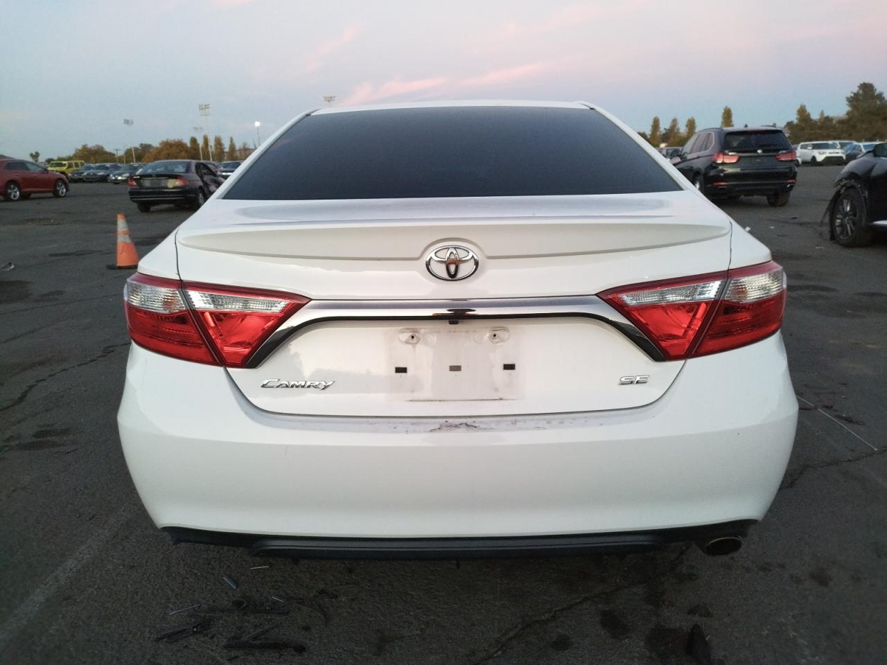 2016 Toyota Camry Le VIN: 4T1BF1FK2GU147022 Lot: 79497934