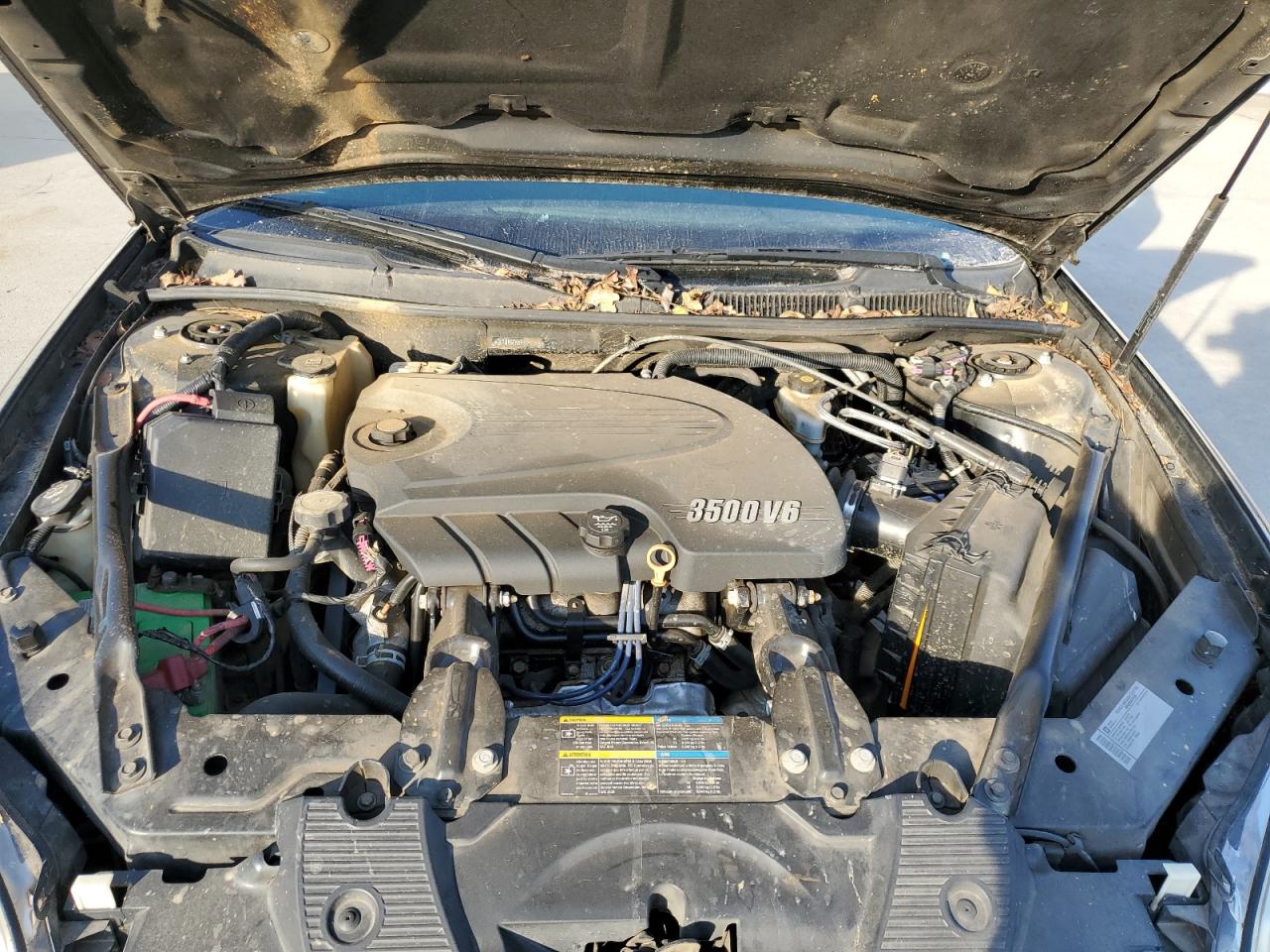 2010 Chevrolet Impala - Image 12