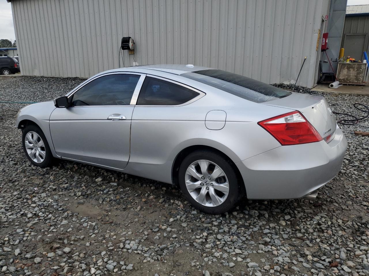 2008 Honda Accord - Image 2