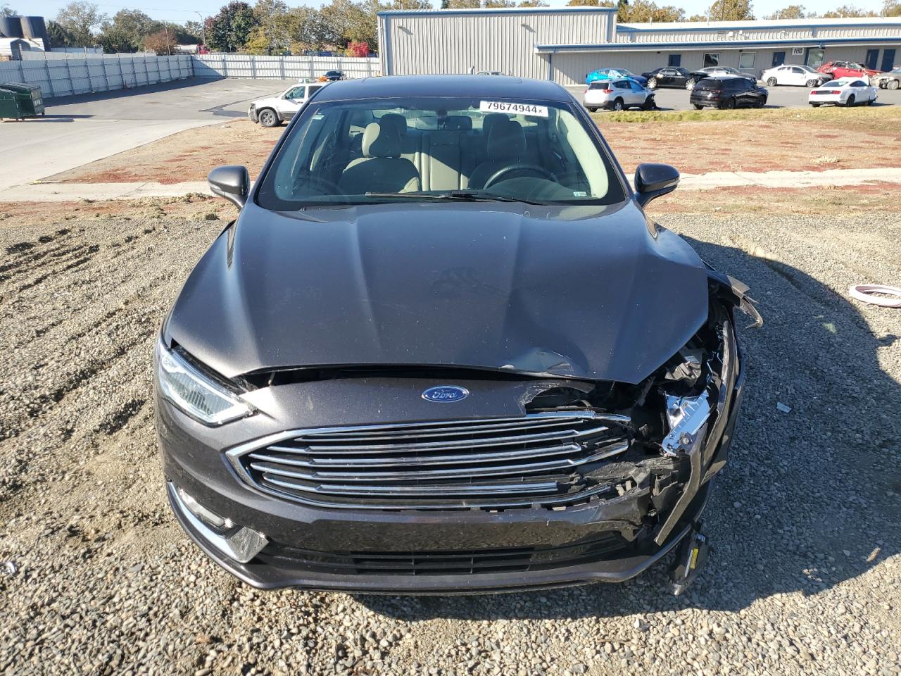 VIN 3FA6P0H9XHR142401 2017 FORD FUSION no.5