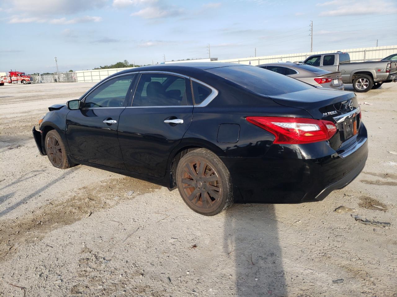 2017 Nissan Altima 2.5 VIN: 1N4AL3AP8HC277052 Lot: 79746704