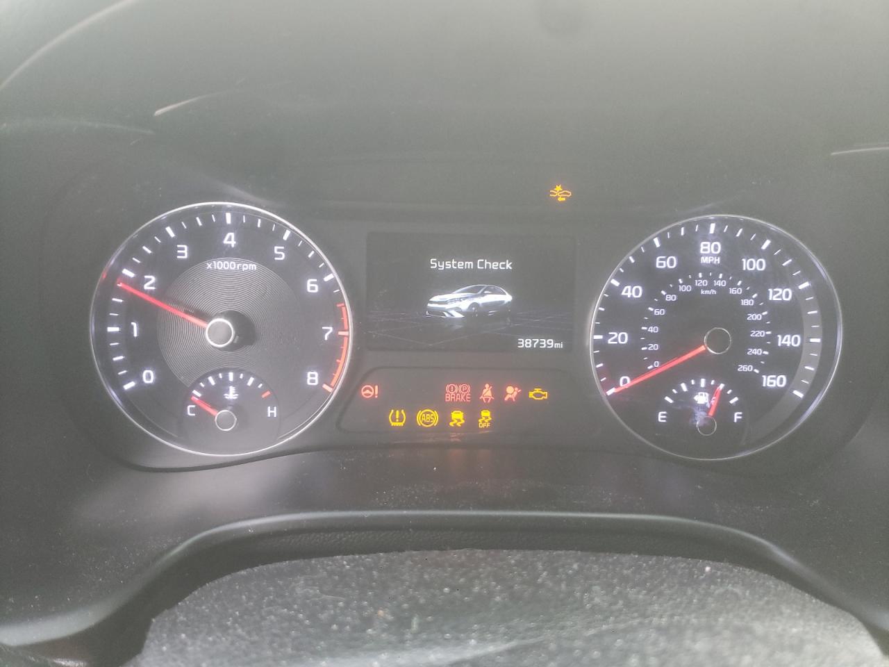 2023 Kia Forte - Image 9