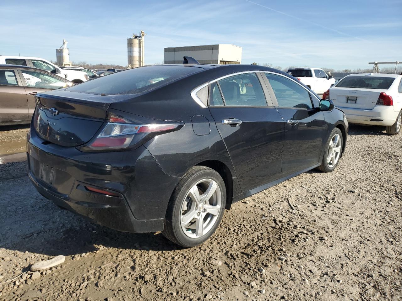 2019 Chevrolet Volt - Image 3