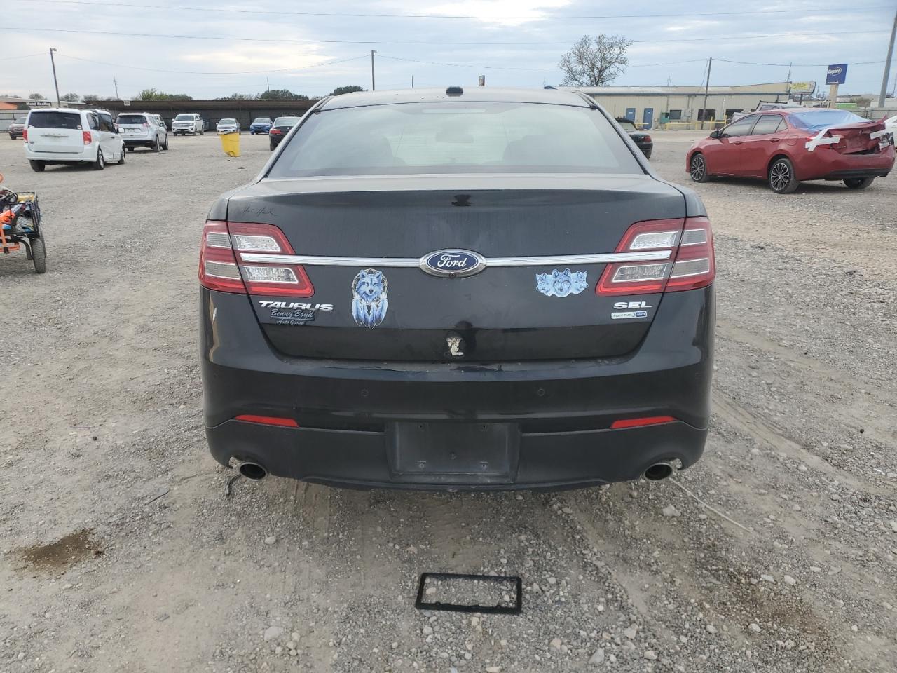 2019 Ford Taurus - Image 6