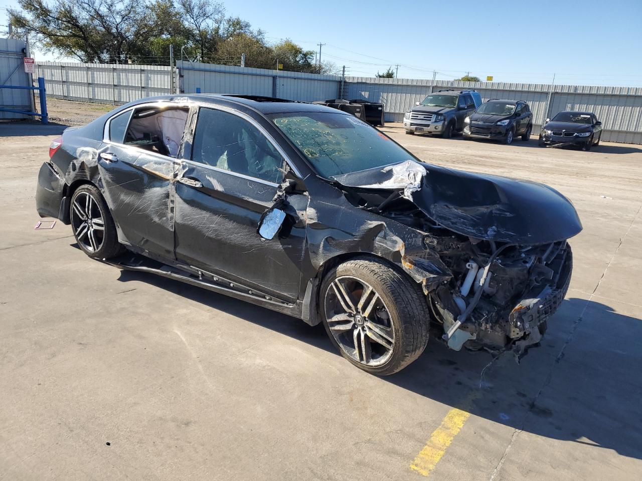 2016 Honda Accord - Image 4