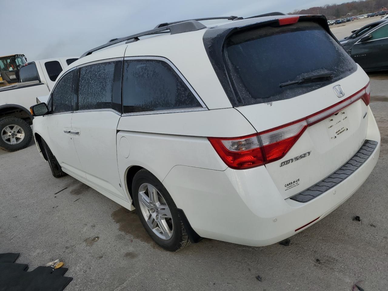 2012 Honda Odyssey - Image 2