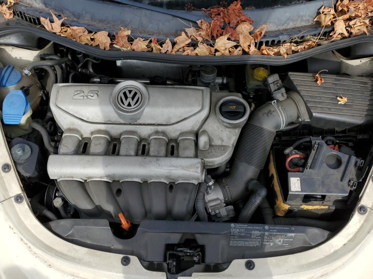 2006 Volkswagen New Beetle 2.5L Option Package 2 VIN: 3VWSG31C86M413513 Lot: 81557984