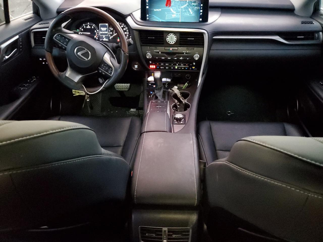 2022 Lexus RX - Image 8