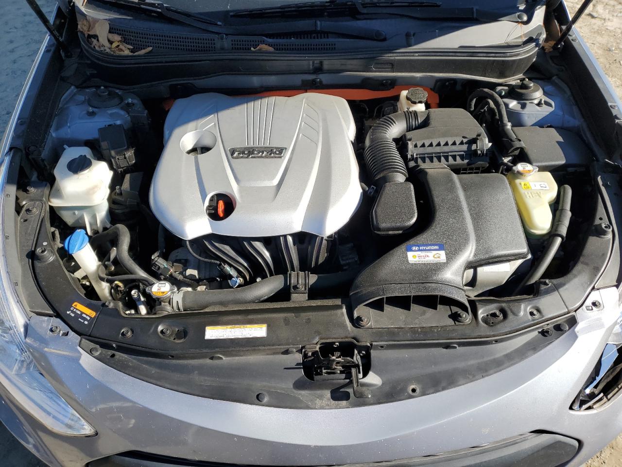 2015 Hyundai Sonata - Image 11