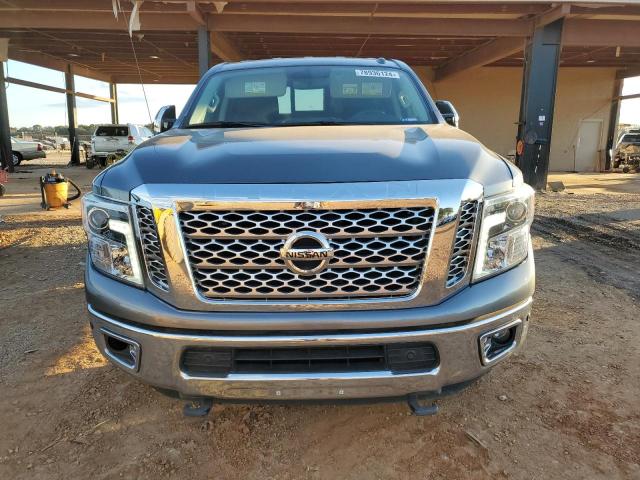  NISSAN TITAN 2018 Сірий