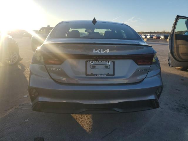  KIA FORTE 2022 Szary
