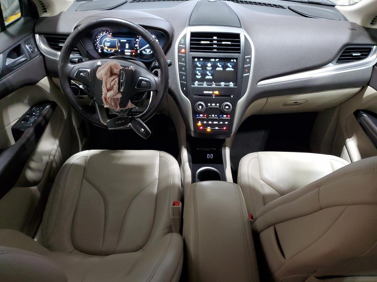2017 Lincoln MKC - Image 8