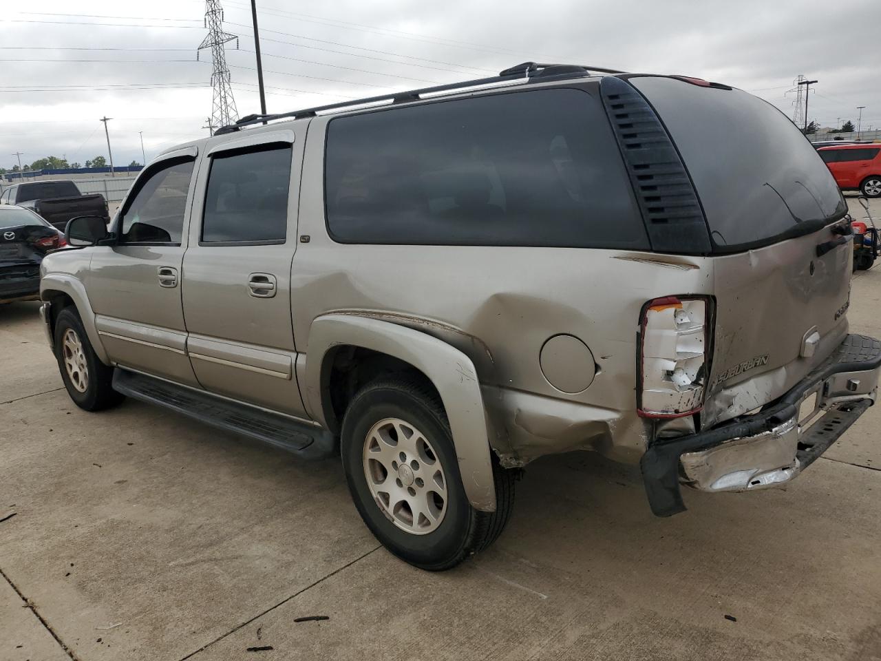 2002 Chevrolet Suburban - Image 2