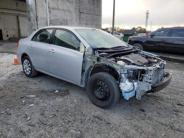  TOYOTA COROLLA 2012 Srebrny