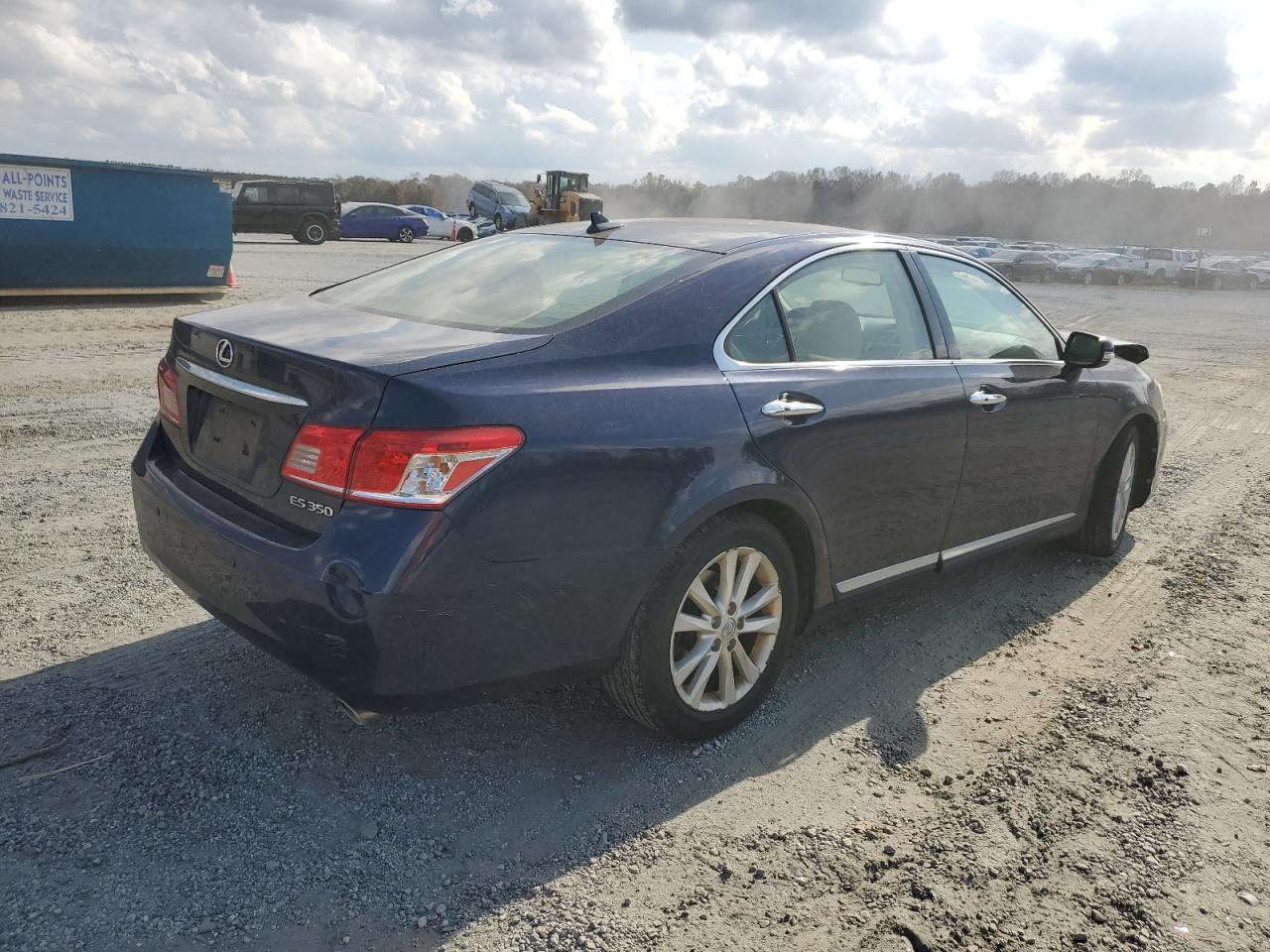 2011 Lexus ES - Image 3