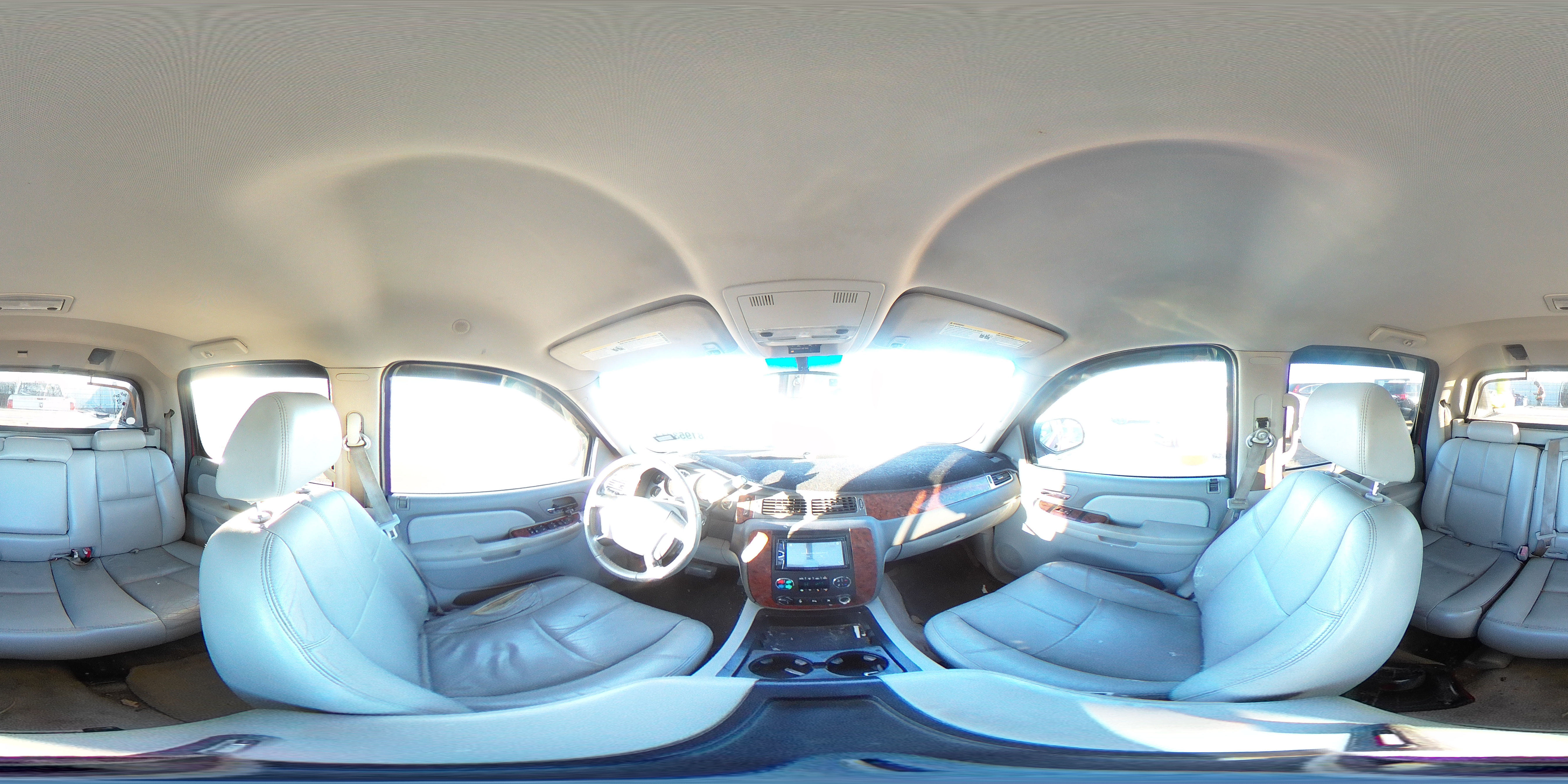 2007 Chevrolet Avalanche - Image 13