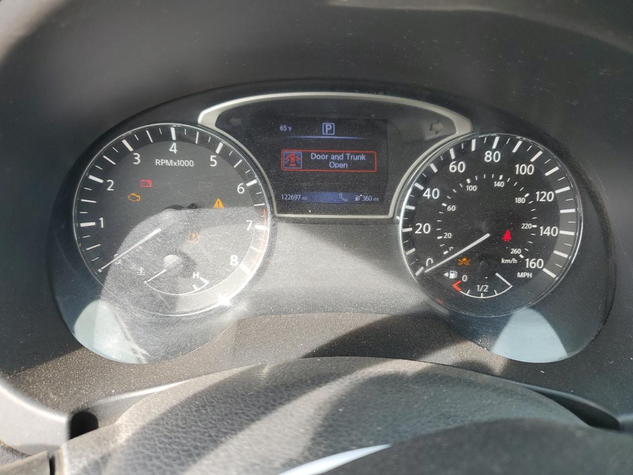 2017 Nissan Altima - Image 9