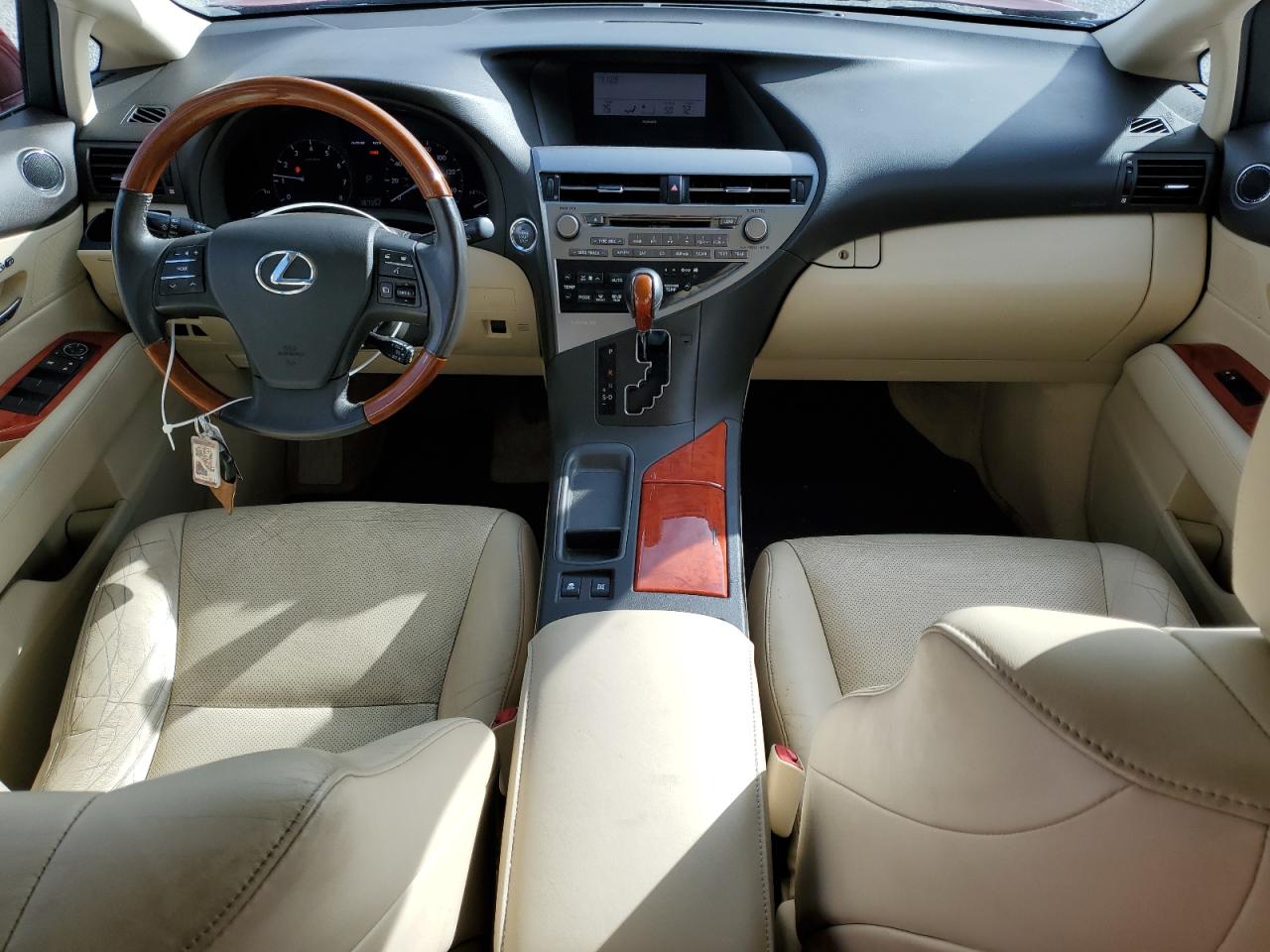 2010 Lexus RX - Image 8