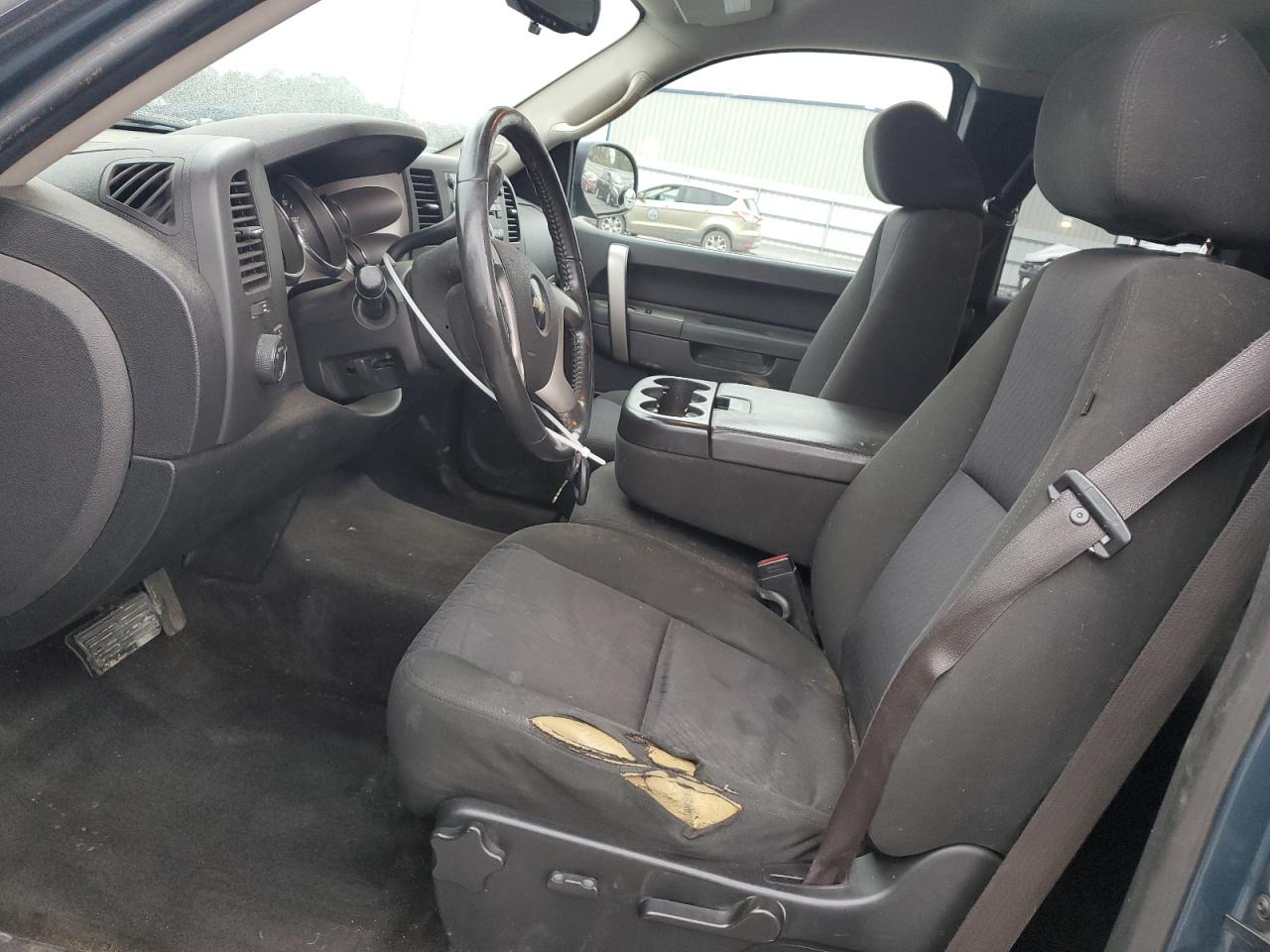 2010 Chevrolet Silverado - Image 7