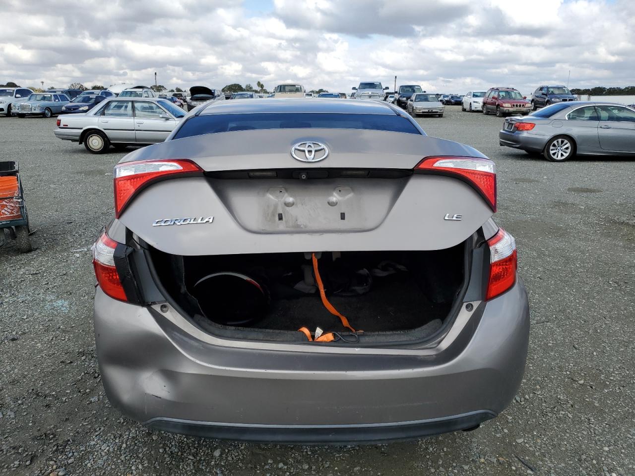 5YFBURHE5FP218757 2015 Toyota Corolla L