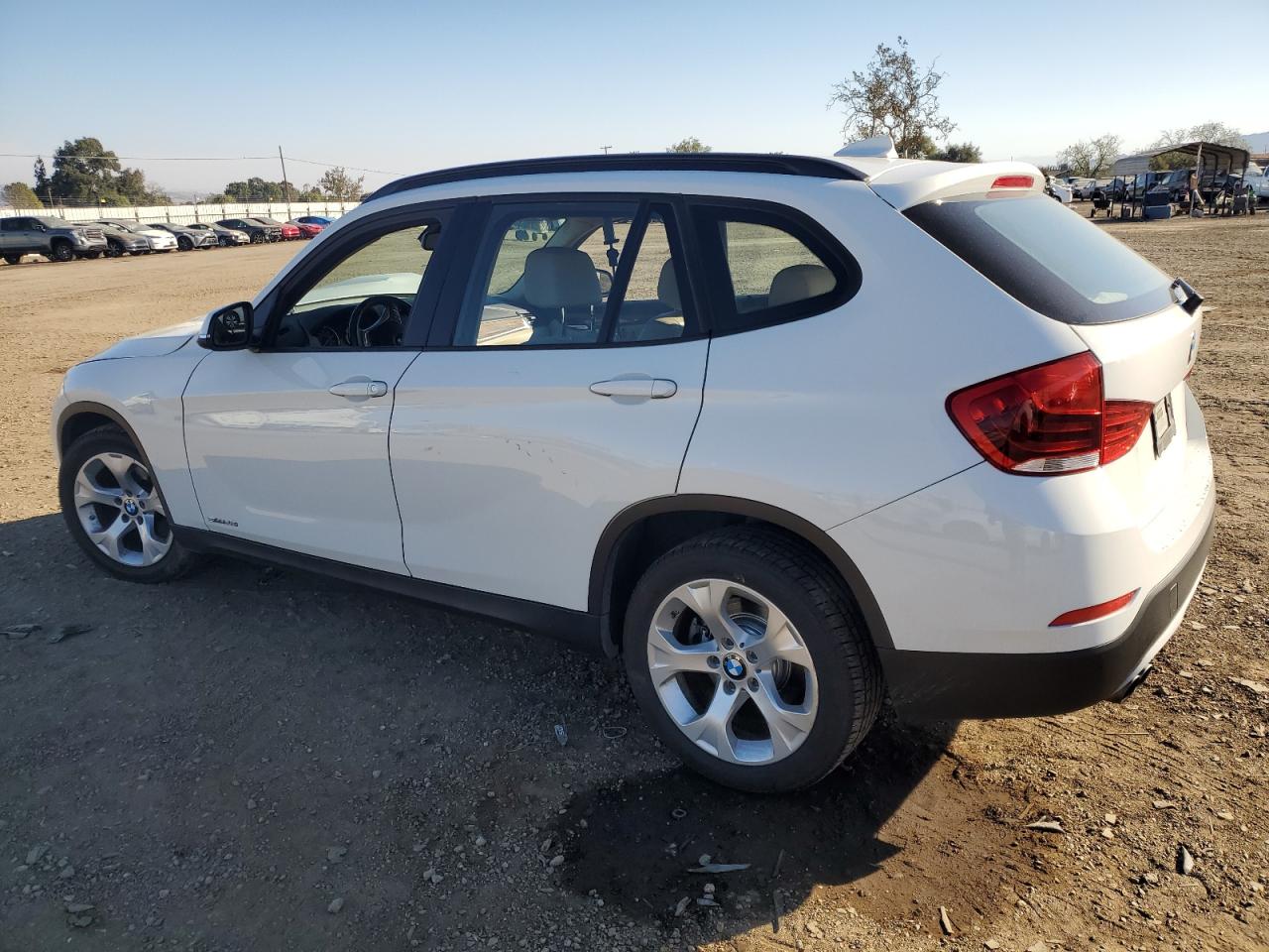 2015 BMW X1 - Image 2