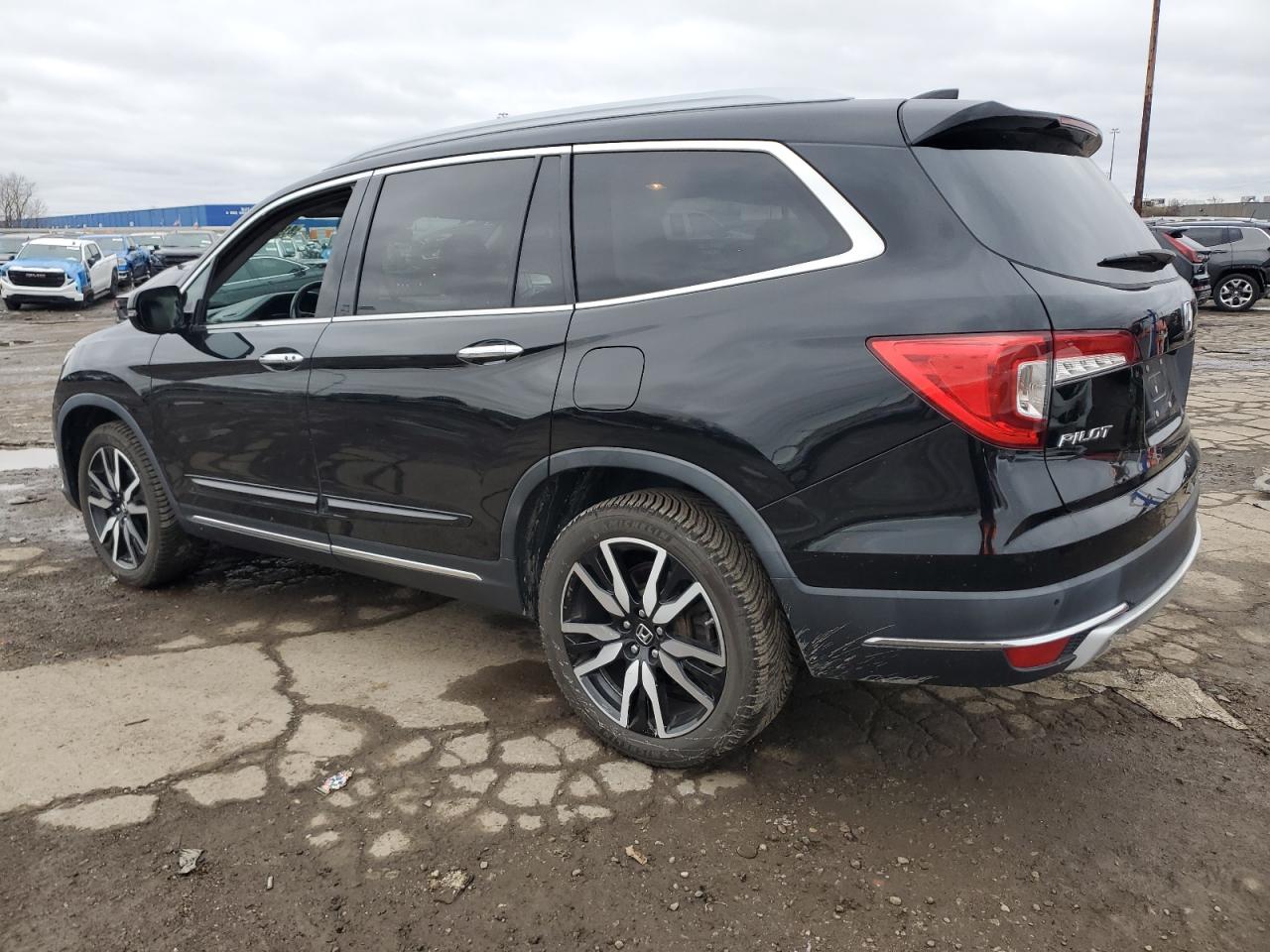 2019 Honda Pilot - Image 2