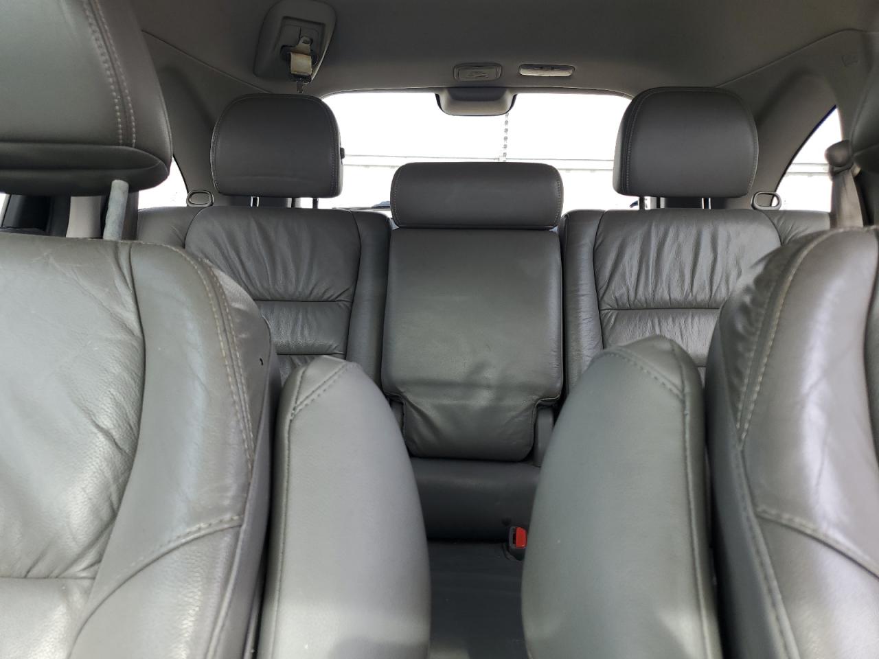 2010 Honda CR-V - Image 10