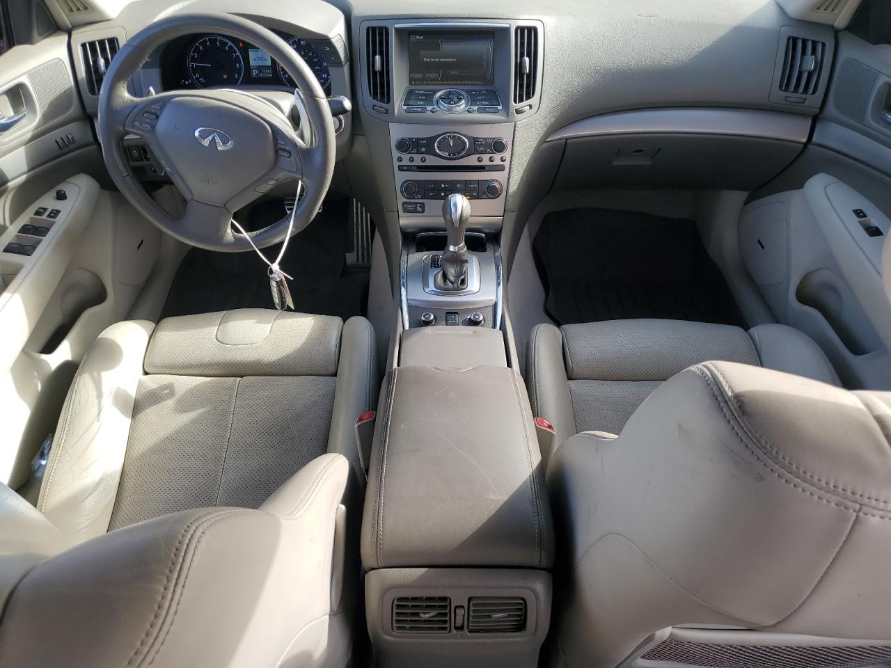 2011 Infiniti G - Image 8