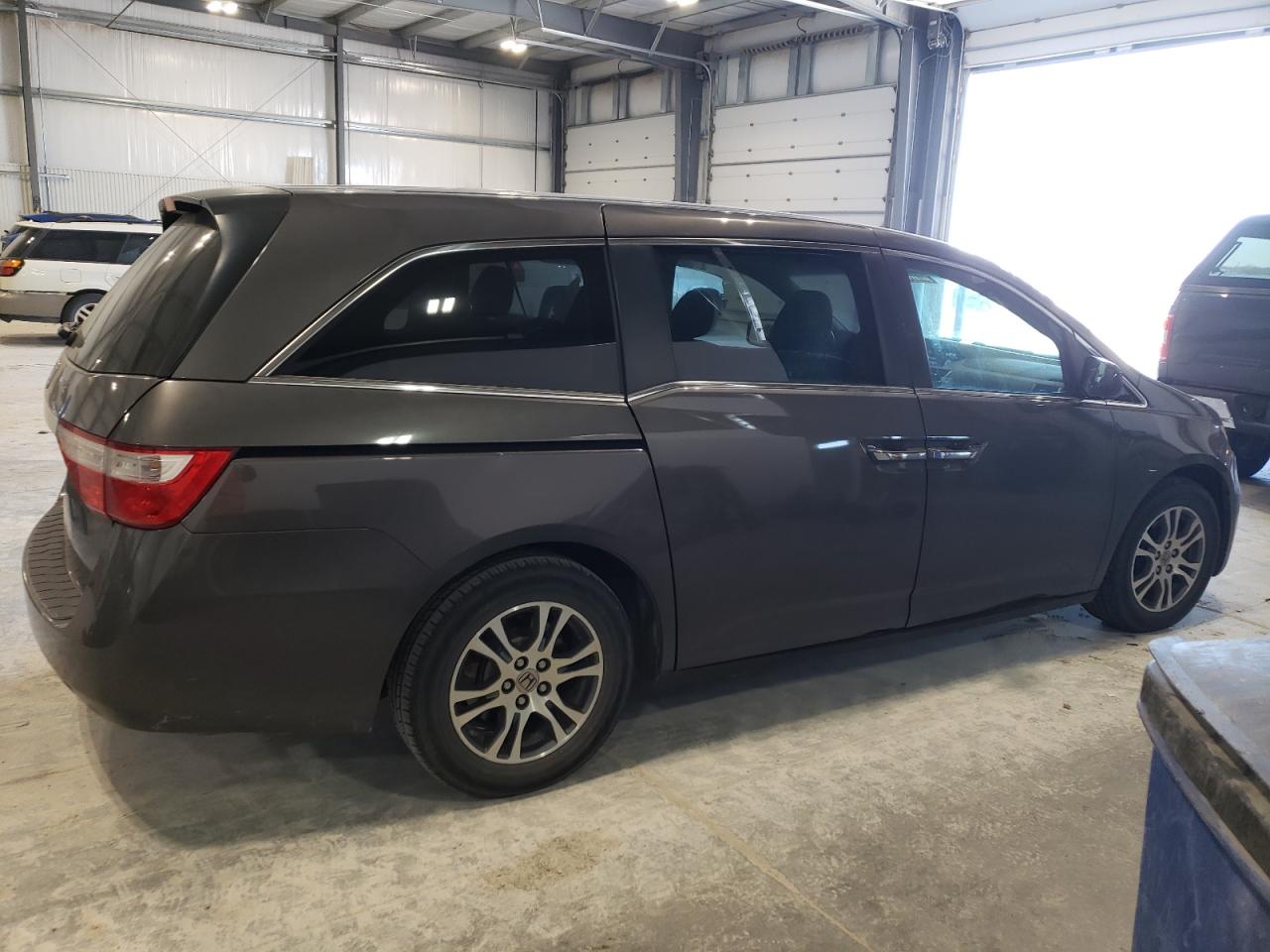 2012 Honda Odyssey - Image 3