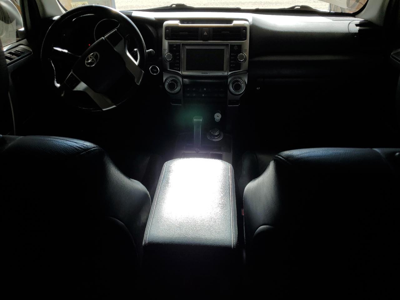 2011 Toyota 4Runner - Image 8