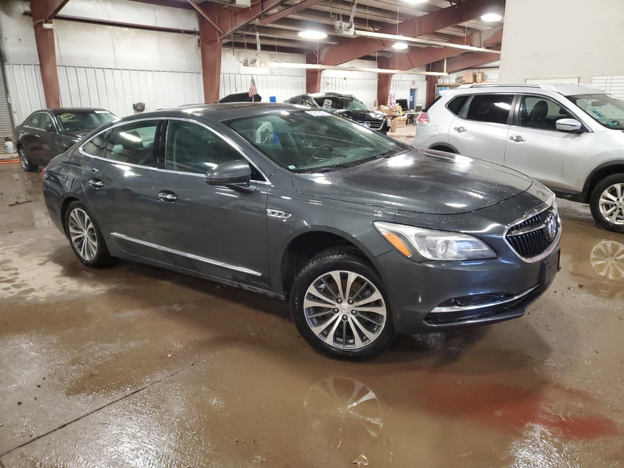 VIN 1G4ZR5SS8HU190459 2017 BUICK LACROSSE no.4