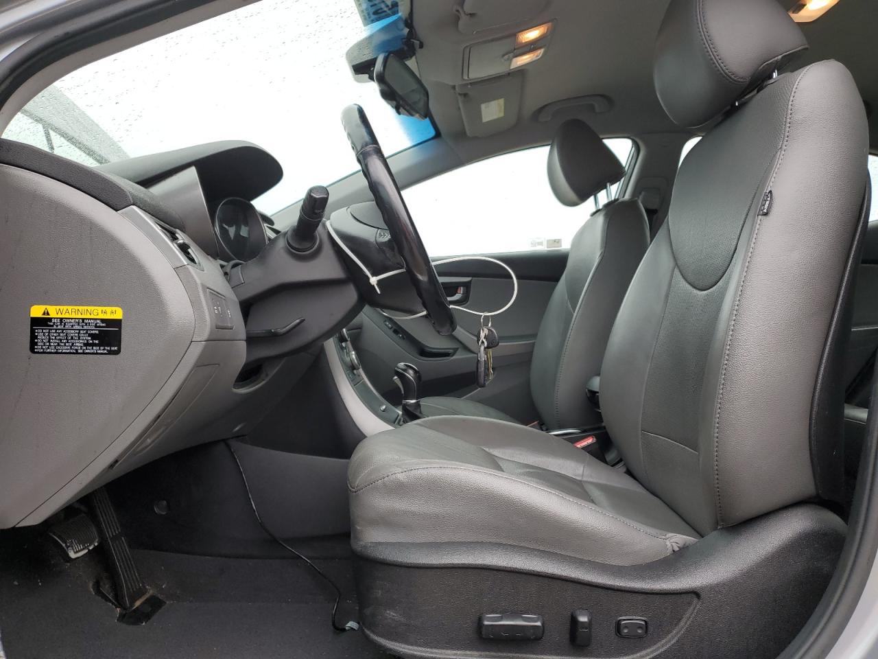 2015 Hyundai Elantra - Image 7