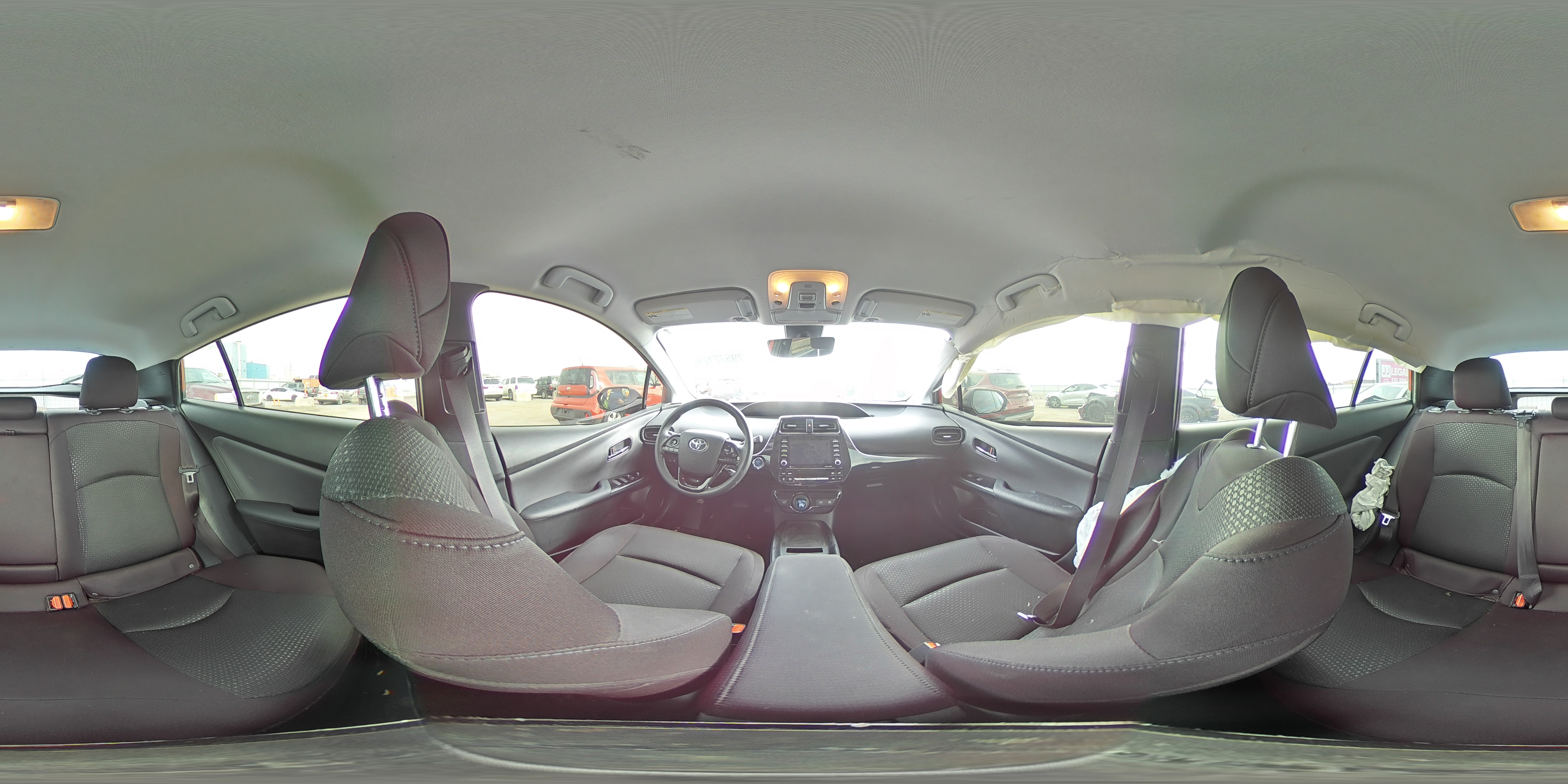 2022 Toyota Prius - Image 13