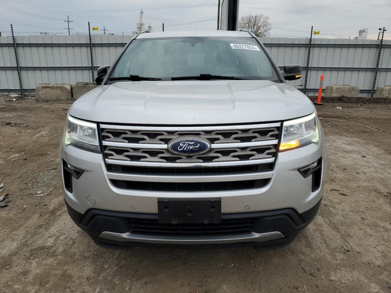 VIN 1FM5K8D82JGC03958 2018 FORD EXPLORER no.5